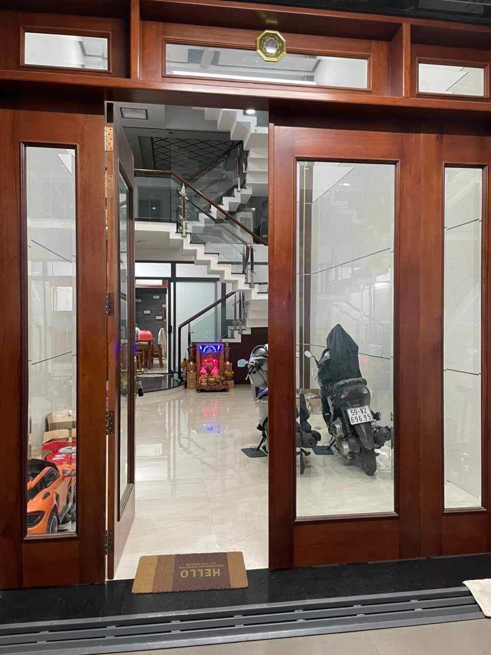 HXH Nguyễn Văn Khối, ngang lớn 6m, 60 m2, nhà 3 tầng, còn mới, vào ở ngay, CHỈ 6,0 TỶ